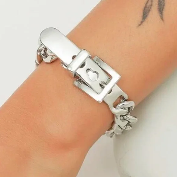 New belt style bracelet - Picture 2 of 2